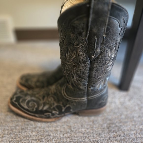 Corral Black Embroidered Cowboy Boots Size 11EE - Picture 2 of 5
